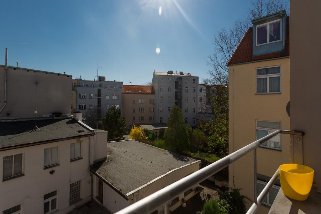 Downtown Apartments Kozatska Praga Exterior foto
